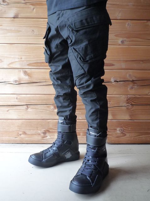 julius AW18 [ISDN;] 637PAM7, 637PAM9 : VIBE_nagano/JULIUS