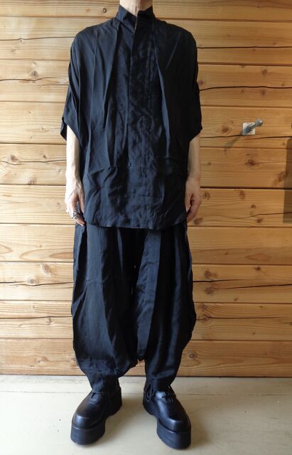JULIUS PRE-FALL 25 [ EUROPA; ] 907PAM1 TACKED WIDE PANTS