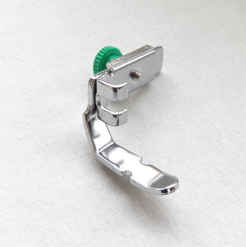 ジッパー押エの取り付け方 ミシンの知っ得 しっとく