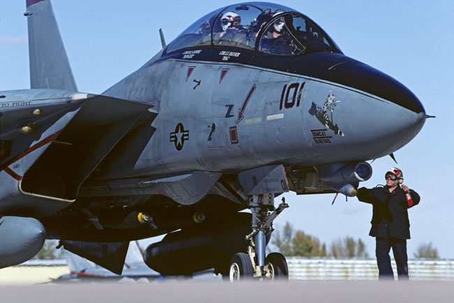 31OCT'00_KNFL_AJ#101(VF-41