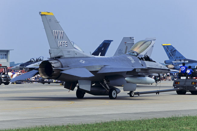 25JUL'04_RJST_WW90-0812(14FS