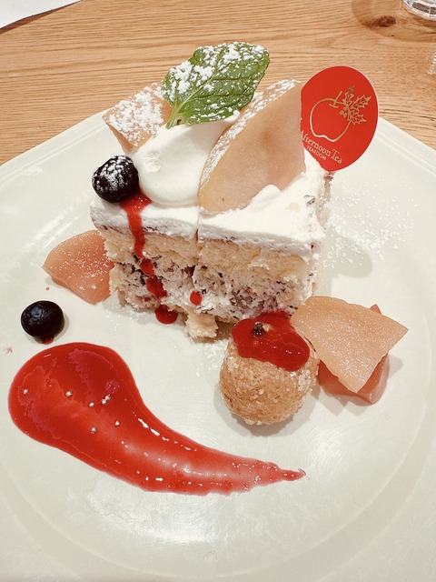 3EE38836-B294-4C53-BB7B-29F558321C9A