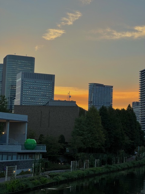 A97F3586-7D21-43E3-96BE-4AC0CAA60FDB