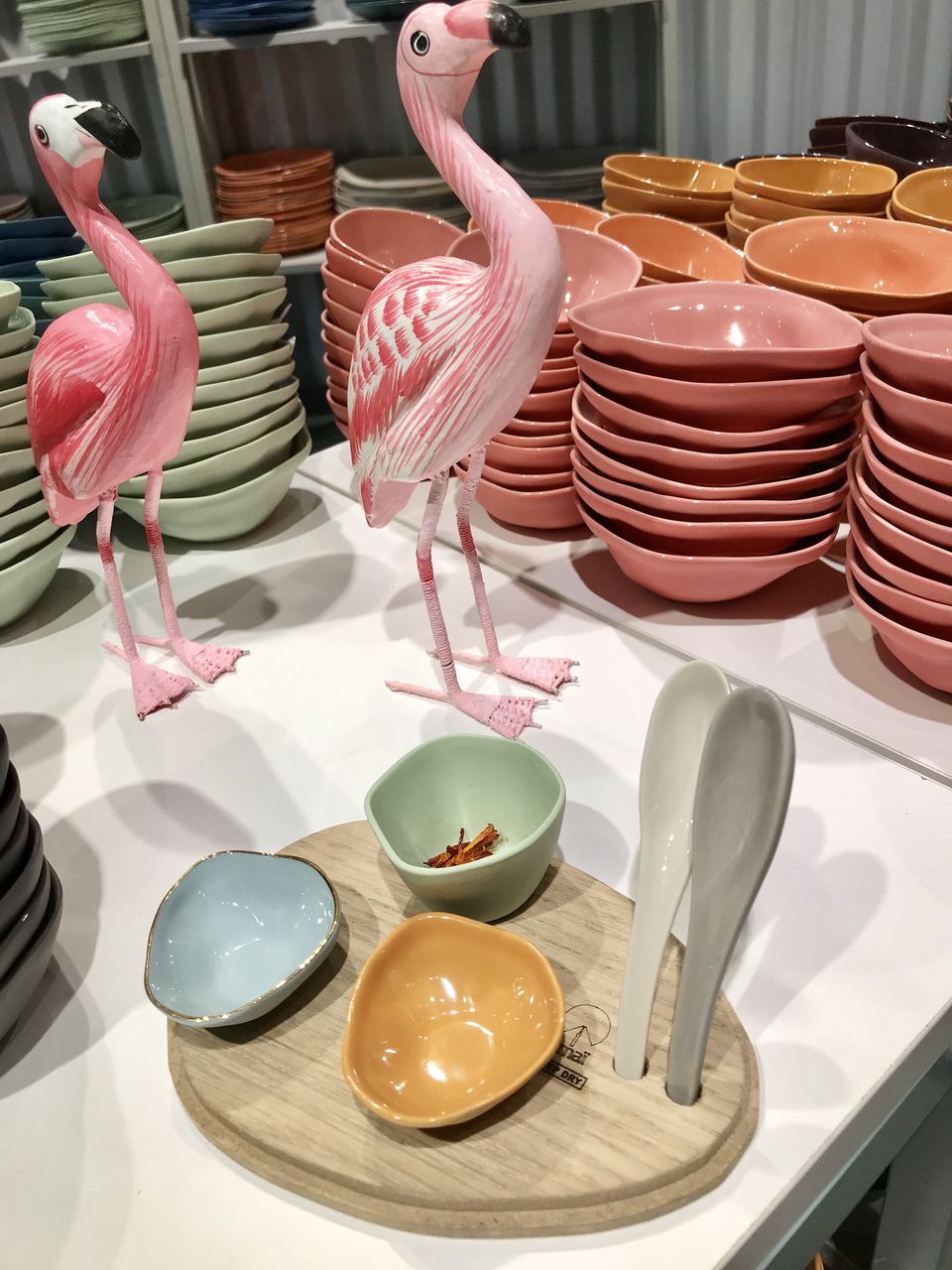 ベトナムで団地暮らし・伝統的になる？！amai人気の器（HO筆） : 夫婦