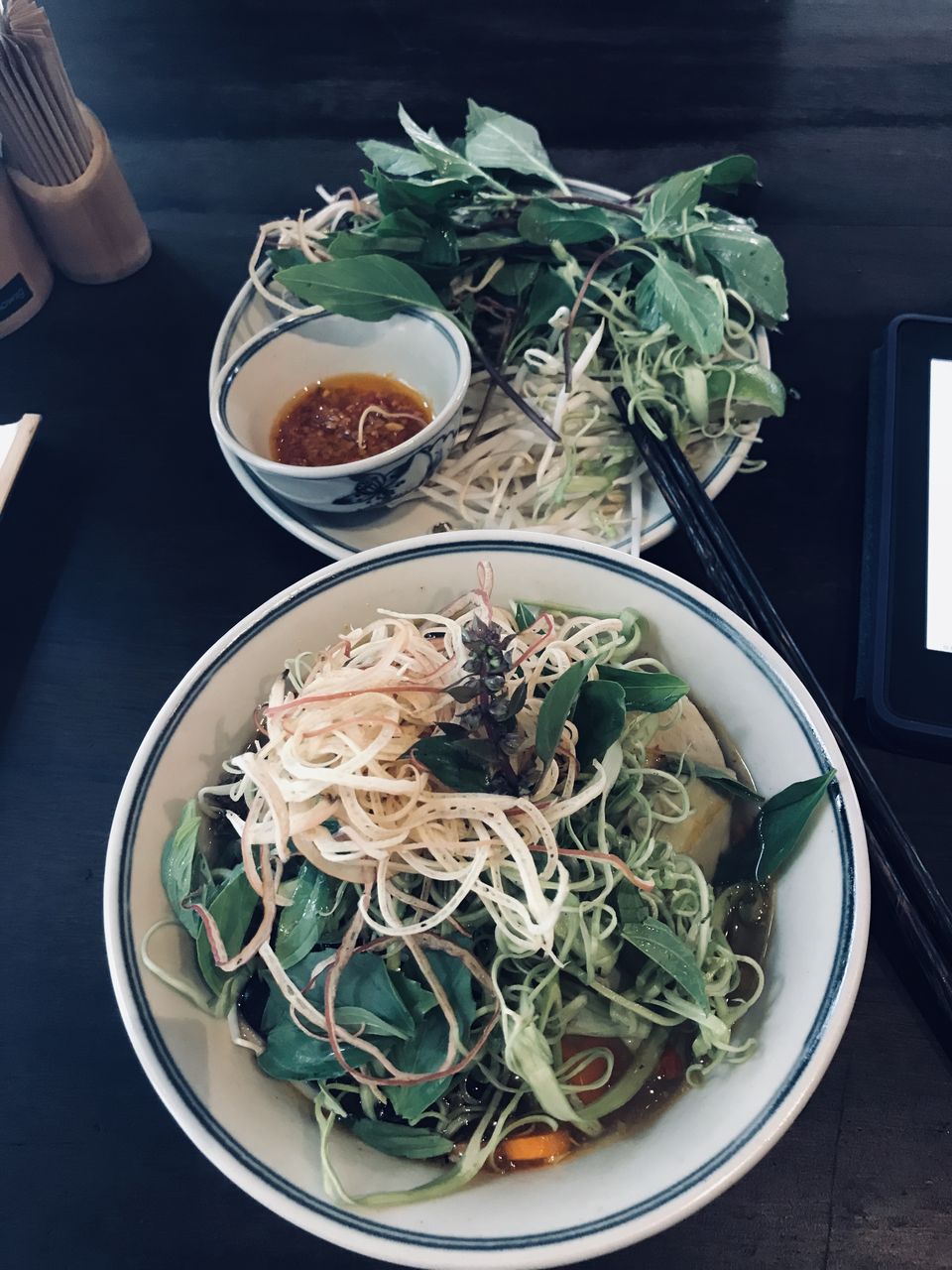 夫婦でずっとベトナム暮らし 精進料理のブンを食べる Ho筆