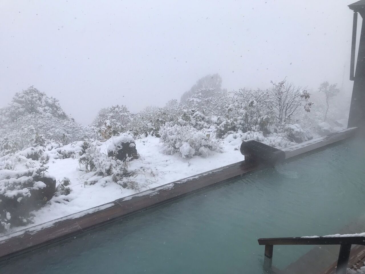 須川温泉は雪です 佐々木哲男ブログ 爽風雲 須川温泉は雪です 佐々木哲男ブログ 爽風雲