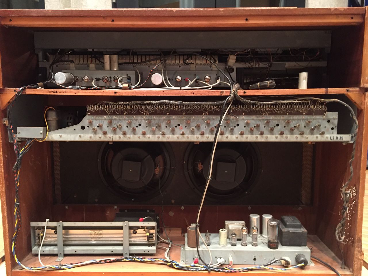 多彩なL型 : Vintage M.I .LLC 作業実績