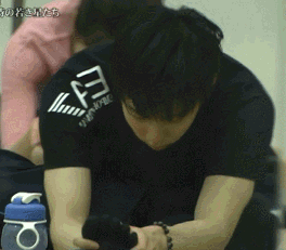 7b1897d6.gif