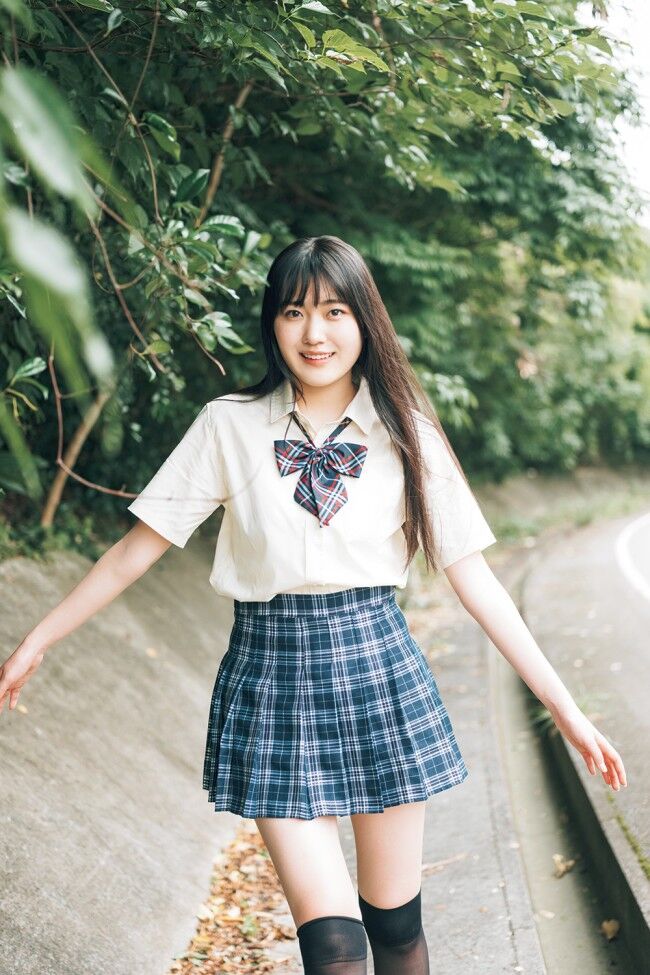【画像あり】江口紗耶ちゃんのパンチラ画像、ガチでやばい件ｗ