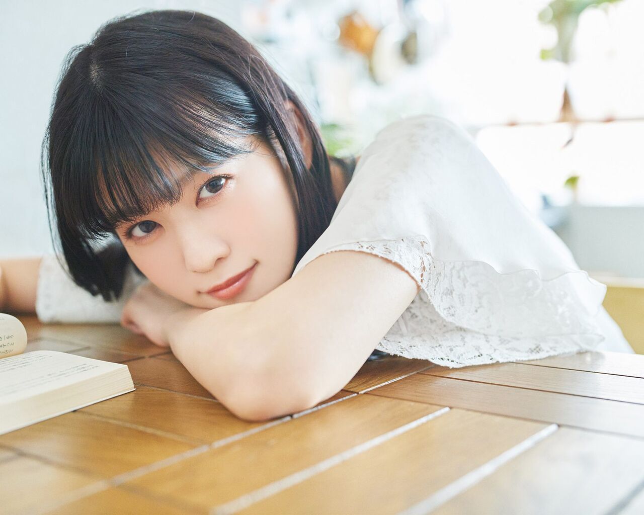 【悲報】声優・大西亜玖璃の水着写真集、まさかの1790部で終わるやんけ…