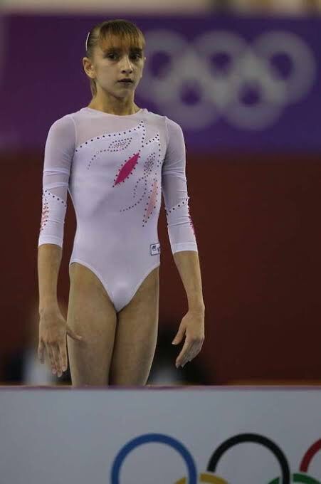 男のくせに女子としてオリンピック出て銀メダル奴ｗｗｗ フィルダースチョイス