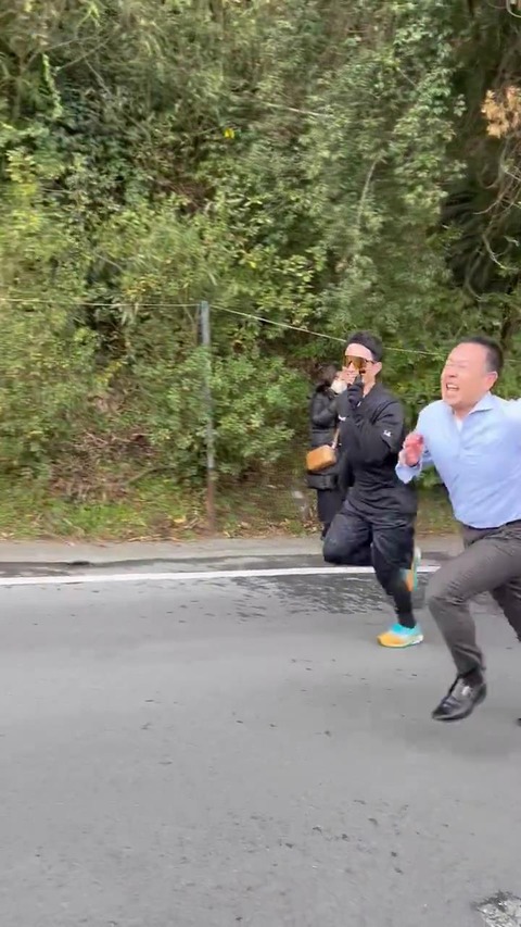 NYM5j7k-d_EEr9ey.mp4_000004966