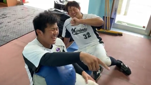 CiW1Xz4thPbQDzNF.mp4_000015446