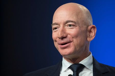 米長者番付 アマゾン創業者 ジェフ ベゾス氏 資産18兆円 ビル ゲイツ氏引き離す まとめウォッチ速報 米長者番付 アマゾン創業者 ジェフ ベゾス氏 資産18兆円 ビル ゲイツ氏引き離す まとめウォッチ速報