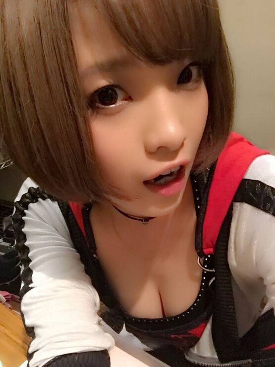 画像 爆乳声優の井澤美香子さん イケメンの車に押しかけ手作りミートパイを差し入れしてしまう まとめウォッチ速報