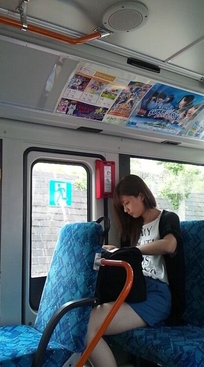 画像 バスでめっちゃ身長デカイ女いたwwwwwwwwwwwwwwwwwwwww まとめウォッチ速報 画像 バスでめっちゃ身長デカイ女いたwwwwwwwwwwwwwwwwwwwww まとめウォッチ速報