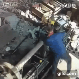 閲覧注意 ヒェッ となる工場の事故gif 閲覧注意 ヒェッ となる工場の事故gif