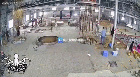 閲覧注意 工場作業員 一瞬で上半身が1cmになって死亡 閲覧注意 工場作業員 一瞬で上半身が1cmになって死亡