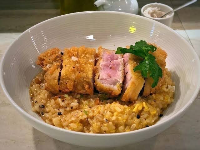 【画像】 カツ丼、進化しすぎてもはやカツ丼ではなくなってしまう