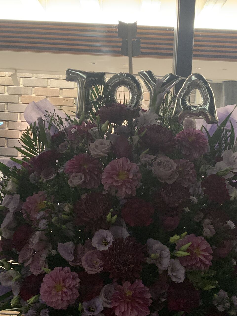 Vtuber 画像 剣持の盗まれたフラスタがこちら Vtuberの巣窟