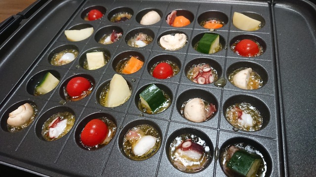 たこ焼き器でアヒージョをしたらすごく映えてしまいました フモフモコラムグラマラス たこ焼き器でアヒージョをしたらすごく映えてしまいました フモフモコラムグラマラス