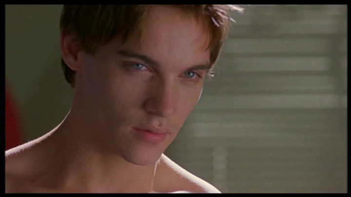 美しい男性 Vivi Is Here