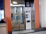 20100228_JR東日本_京葉線_南船橋駅_エレベータ_1709_DSC02185