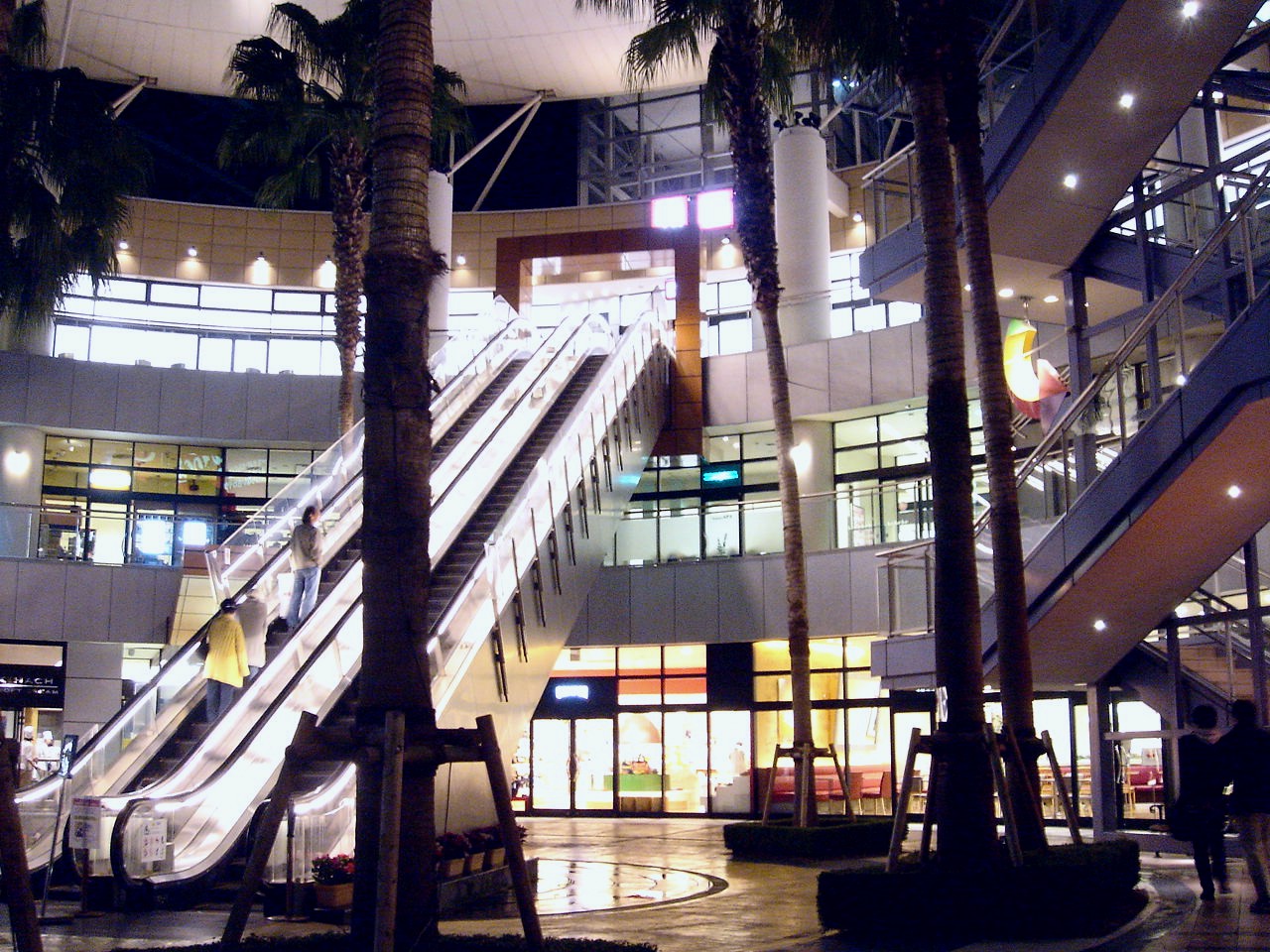 ららぽーとtokyo Bayのユニクロ10年3月12日移転オープン 3 ビビット10part1