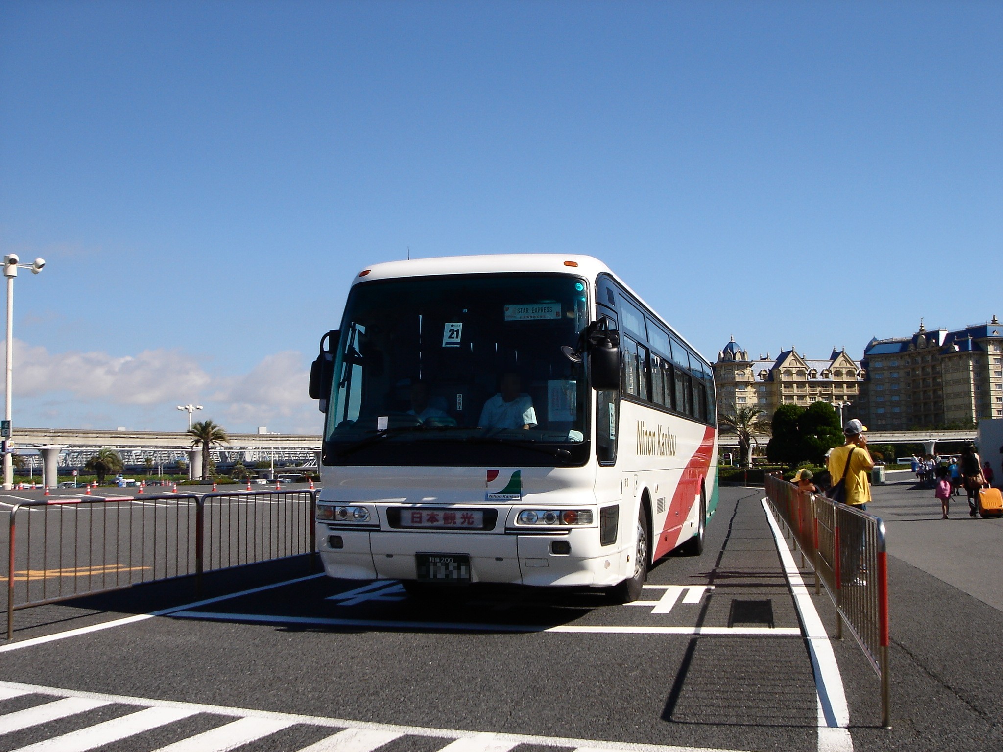 夏ダ夏休み10 東京ディズニーリゾート行き夜行バス編 2 ビビット10part2 夏ダ夏休み10 東京ディズニーリゾート行き夜行バス編 2 ビビット10part2