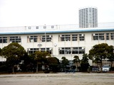 20110402_船橋市日の出1_船橋市立湊中学校_被害_1133_DSC00376