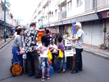 20110605_船橋市浜町1_震災復興バザー_1252_DSC04071