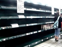 20110319_東日本大震災_イオン幕張店_品切れ_1403_DSC07829