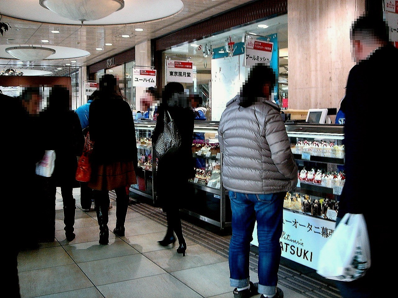 ハッピークリスマス11 船橋西武百貨店前のクリスマスケーキ販売 36 ビビット11part2 ハッピークリスマス11 船橋西武百貨店前のクリスマスケーキ販売 36 ビビット11part2