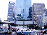 20110708_東京千代田区丸の内_JR東京駅前_放射線量_1850_DSC08534