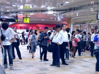 20110921_台風15号_首都圏直撃_帰宅難民_品川駅_1902_DSC00243