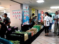 20130811_船橋駅_食品館_朝市_子ども店長_0902_DSC05289