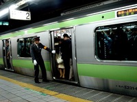 20070606_JR東日本_JR山手線_緑色の車体_2306_DSC08030