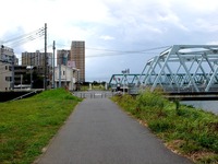 20120901_千葉街道_市川橋_江戸川河川敷_テーブル_1158_DSC00231