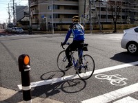 20110102_自転車_交差点_歩道_軽車両_交通違反_1217_DSC09414