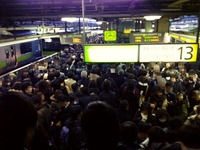 20130206_JR東日本_関東圏_雪予報_間引運転決行_JR新宿駅_010