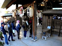 20160101_船橋市宮本5_船橋大神宮_意富比神社_初詣_0831_C0037024
