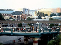 20140924_JR舞浜駅_東京ディズニー_大型エレベータ_0810_DSC08608