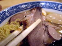 20051122_船橋シャポー_ラーメン横丁_中華そば青葉_1203_DSC08195