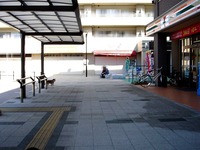 20140921_船橋市_東葉高速鉄道_飯山満駅_コンビニ_0902_DSC08100