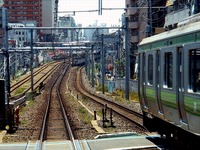 20150510_東京都豊島区駒込2_山手線_駒込駅_ツツジ_1231_DSC04351