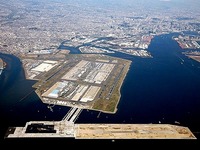 20160527_1240_羽田空港_C滑走路_大韓航空機_B777_出火_0012