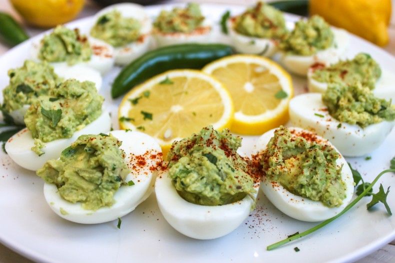 Guacamole-Deviled-Eggs-Main-790x526