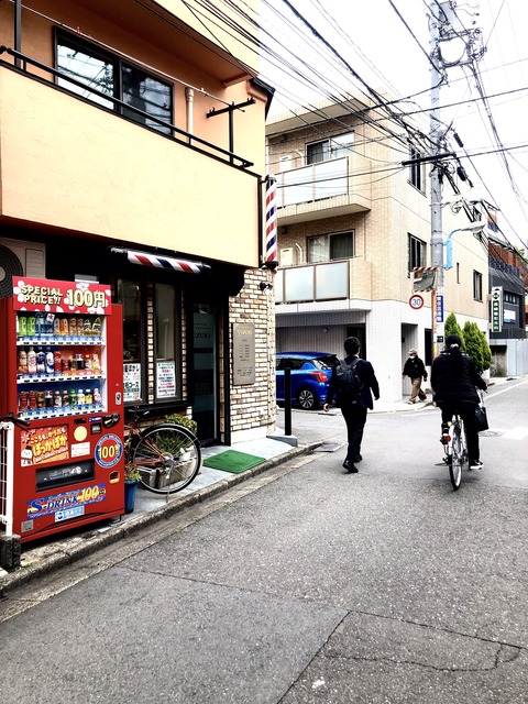 79E0B3EC-38E4-405D-A7EE-2D26D9167E51