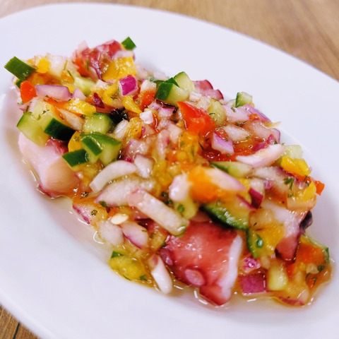 〈タコのセビーチェ〉