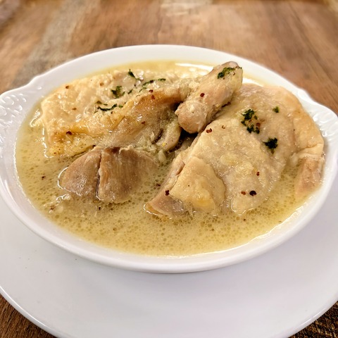 鶏もも肉のフリカッセ マスタード風味